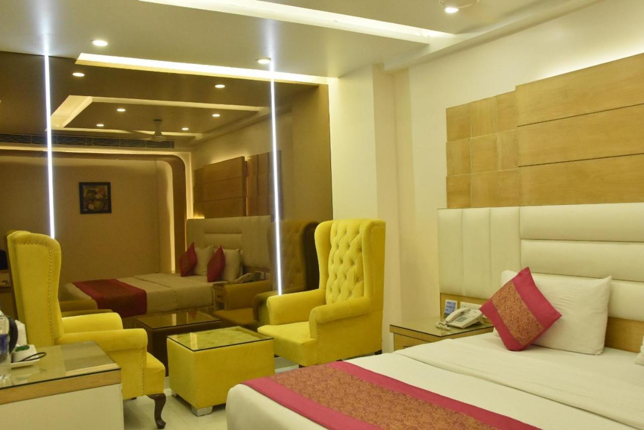 Hotel Aman Continental - Paharganj New Delhi Bagian luar foto