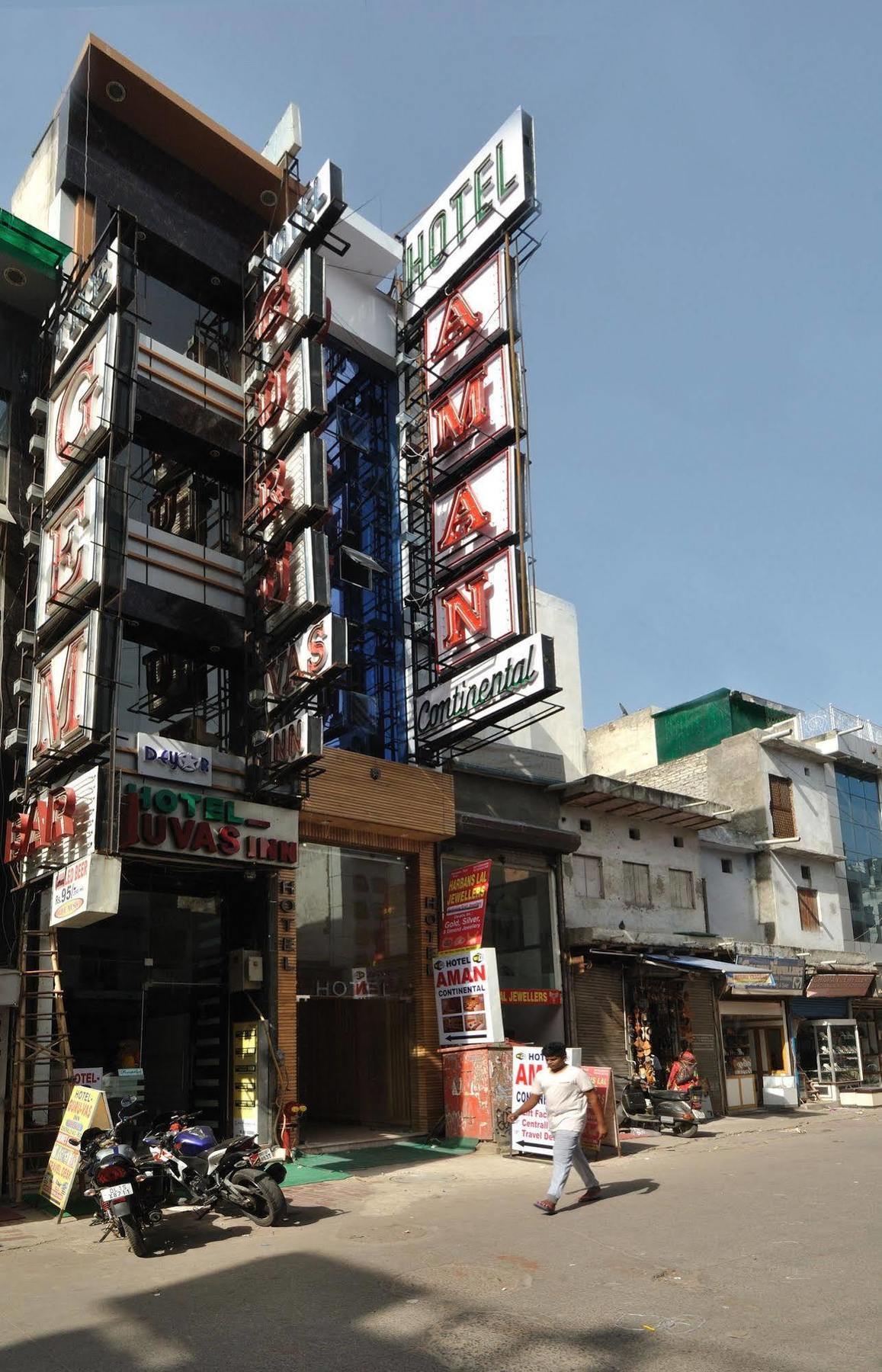 Hotel Aman Continental - Paharganj New Delhi Bagian luar foto