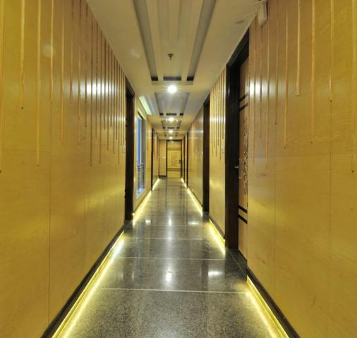 Hotel Aman Continental - Paharganj New Delhi Bagian luar foto
