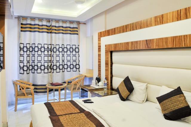 Hotel Aman Continental - Paharganj New Delhi Bagian luar foto